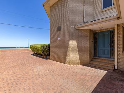 352 Safety Bay Road, Safety Bay WA 6169