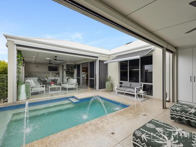 10 Makarska Way, Spearwood WA 6163