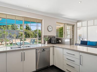 9 Tessa Court, Duncraig WA 6023
