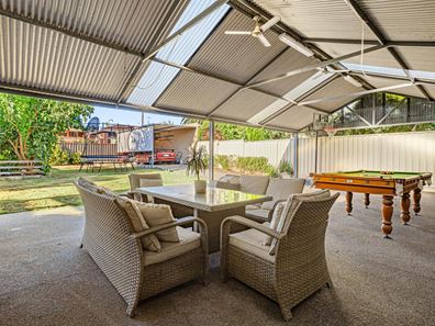 14 Pomfret Road, Spearwood WA 6163
