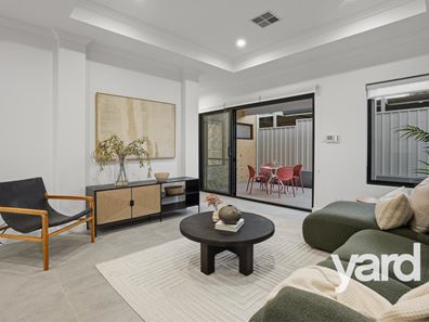 2/8 Stephano Way, Coolbellup WA 6163