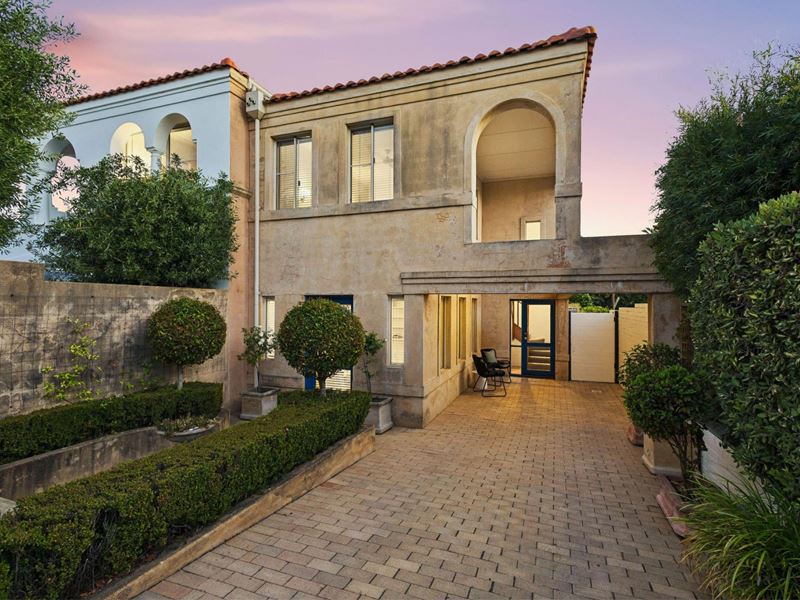 7 Eileen Street, Cottesloe WA 6011