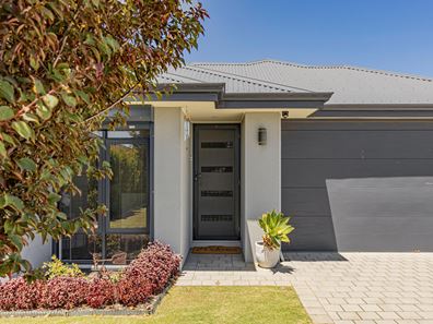 405 Woollcott Avenue, Brabham WA 6055