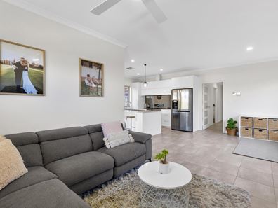 405 Woollcott Avenue, Brabham WA 6055