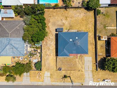 5 Leo Place, Spearwood WA 6163