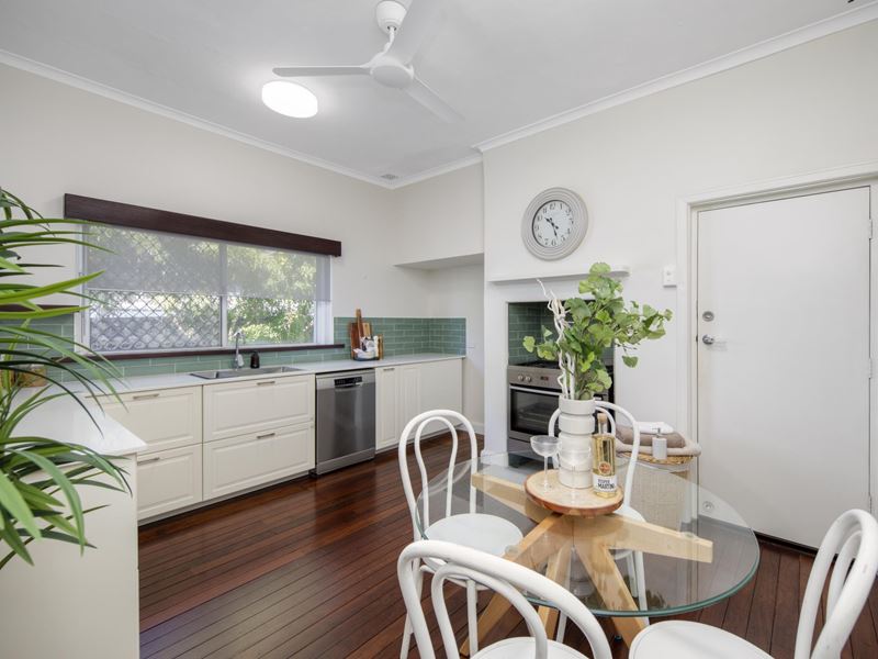 14 O'Neile Parade, Redcliffe
