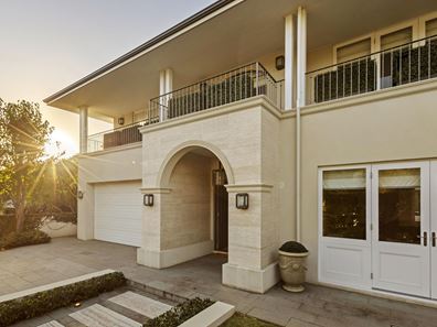 18 Hurstford Close, Peppermint Grove WA 6011