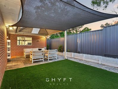 15B Shaw  Place, Innaloo WA 6018