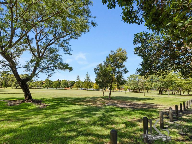 31 Clyde Road, Menora
