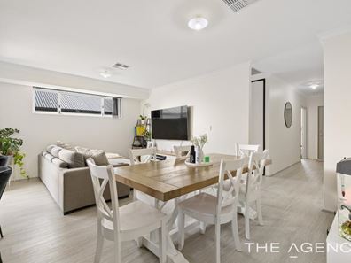 6 Sarasota Loop, Madora Bay WA 6210
