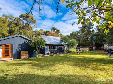 234 Newnham Road, Lake Clifton WA 6215