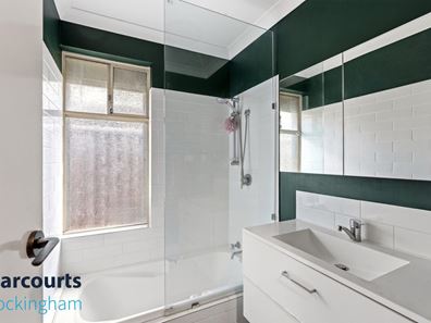 12/94 Simpson Avenue, Rockingham WA 6168
