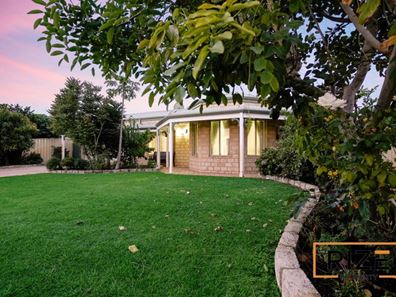 33 Balladong Loop, Carramar WA 6031