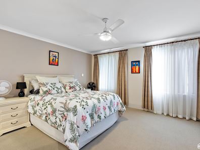 6 Milano Loop, Seville Grove WA 6112