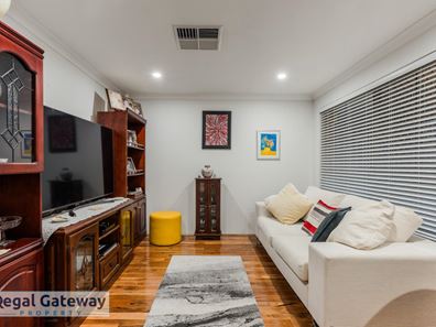 38 Parkfield Boulevard, Bertram WA 6167