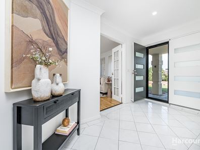 5 Dalkeith Cove, Kinross WA 6028