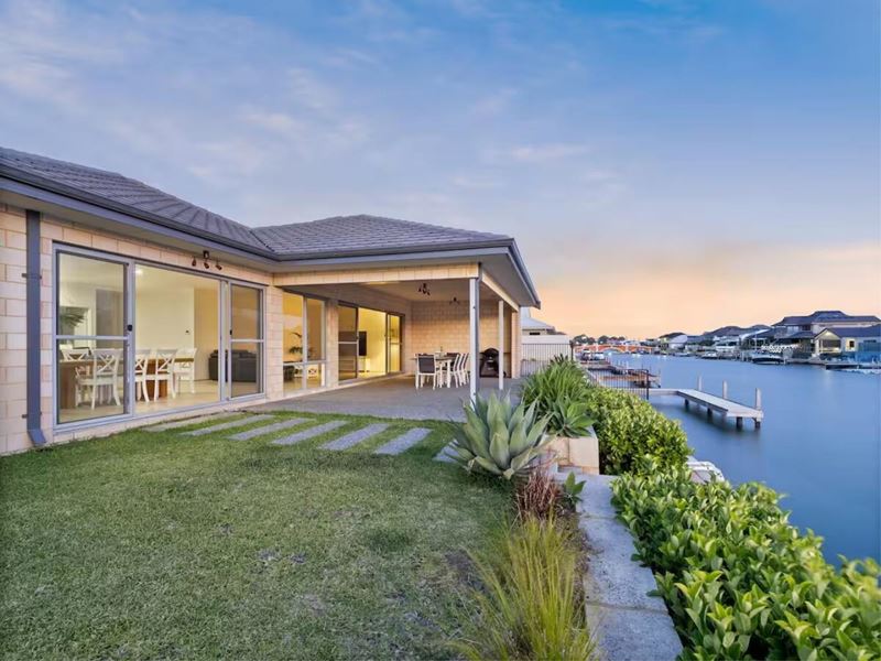 71 Waterlily Drive, Dudley Park