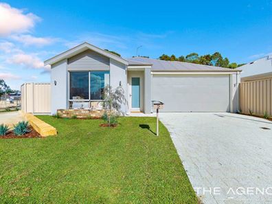 2 Palisade Street, Haynes WA 6112