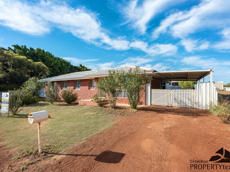 30 Solomon Circle, Karloo WA 6530