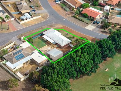 30 Solomon Circle, Karloo WA 6530