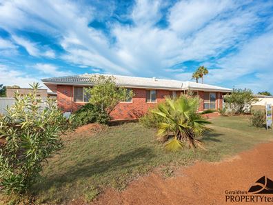 30 Solomon Circle, Karloo WA 6530