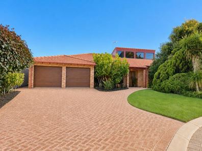 5 Herring Court, Sorrento WA 6020