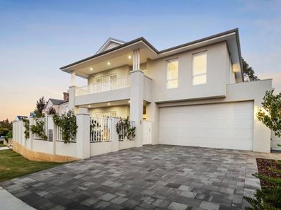 6 Prince Albert Court, Mount Claremont WA 6010