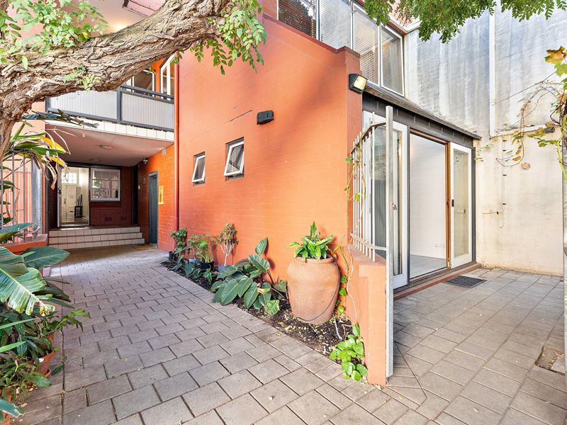 3/93 High Street, Fremantle WA 6160