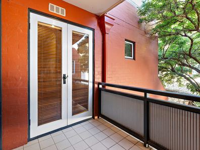 3/93 High Street, Fremantle WA 6160