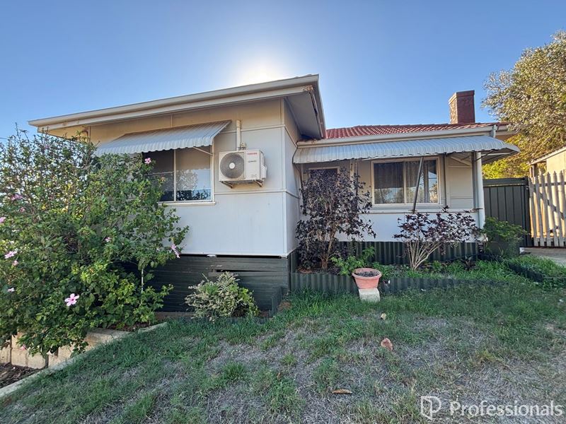 19 Hutchinson Street, Geraldton WA 6530
