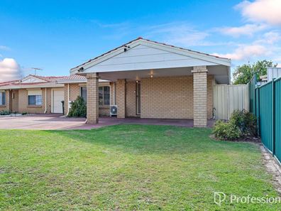 17A Imperial Ct, Seville Grove WA 6112
