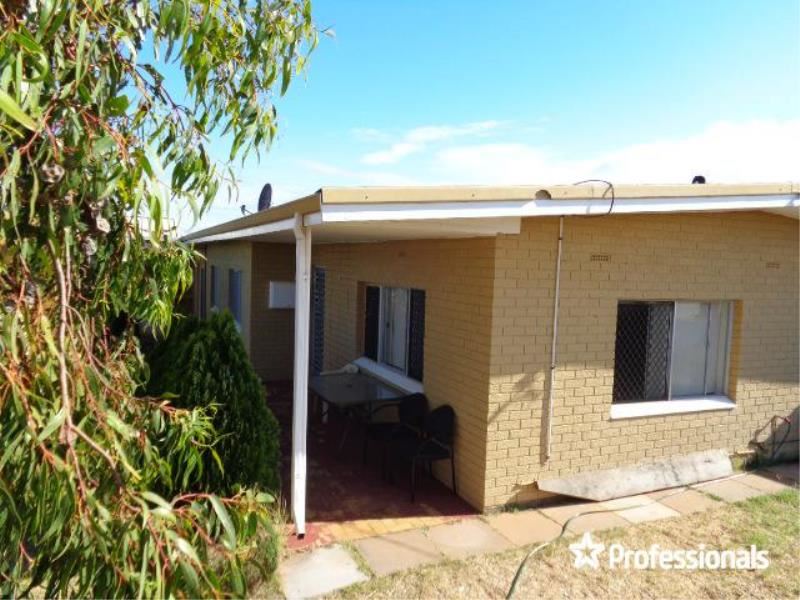 6 O'Collins Street, Geraldton