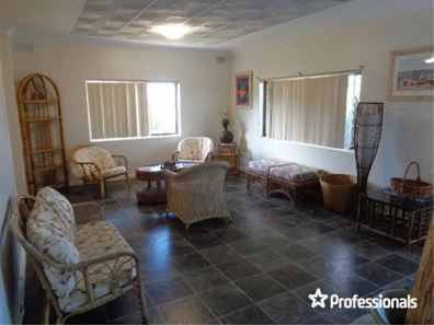 6 O'Collins Street, Geraldton WA 6530