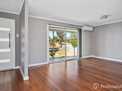 92 Hare Street, Lamington WA 6430