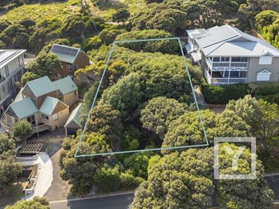 65 Wardanup Crescent, Yallingup WA 6282
