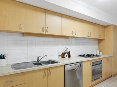 53/170 Adelaide Terrace, East Perth WA 6004