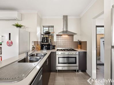 2/32 Gardiner Street, Belmont WA 6104
