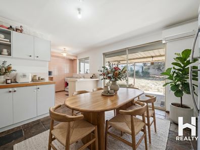 12 Knaphill Heights, Mirrabooka WA 6061