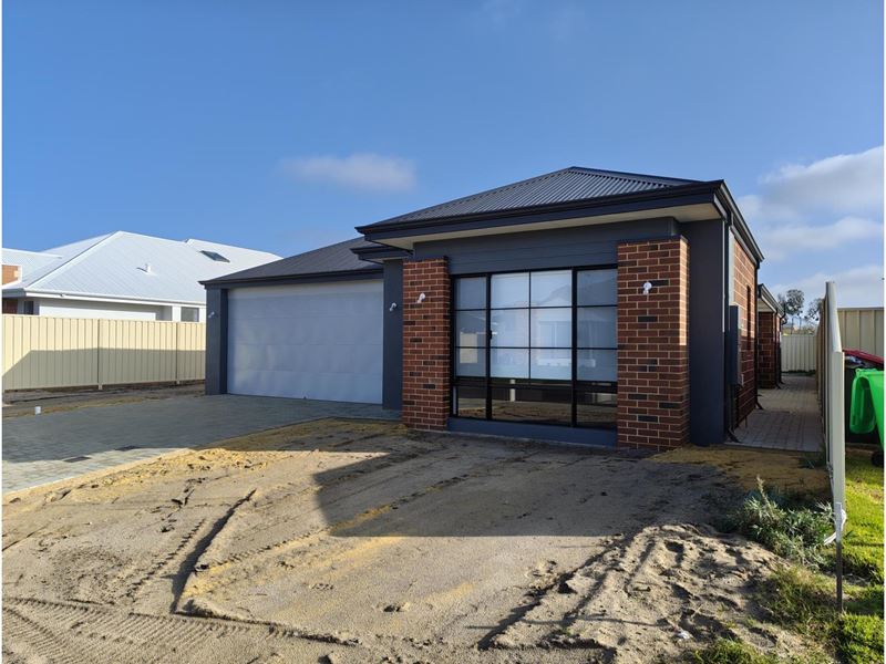 12 Corston  Circuit, Australind WA 6233