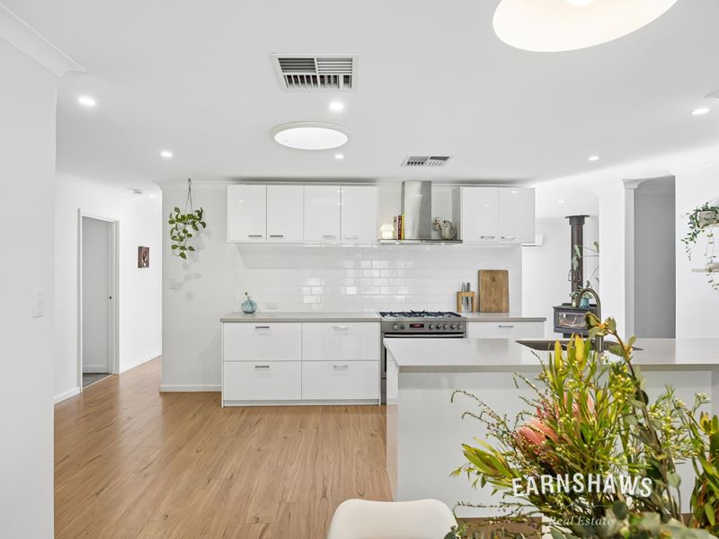 16 Lobelia Drive, Darlington