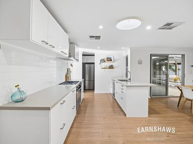 16 Lobelia Drive, Darlington WA 6070