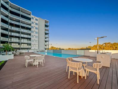 718/239 Great Eastern Highway, Belmont WA 6104
