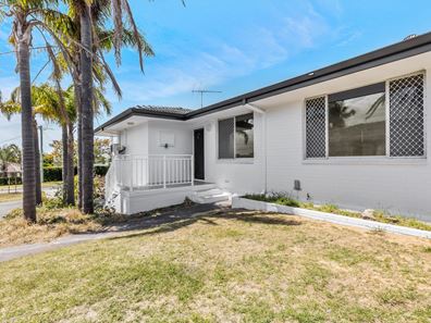 15 Taunton Way, Karrinyup WA 6018