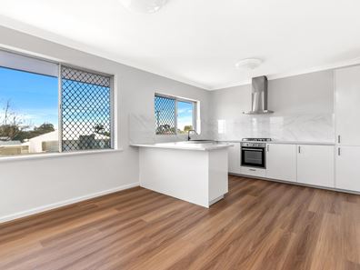 15 Taunton Way, Karrinyup WA 6018