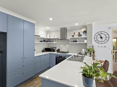 2 Grimsel Court, Coodanup WA 6210