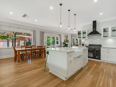 15 Gum Grove, Guildford WA 6055