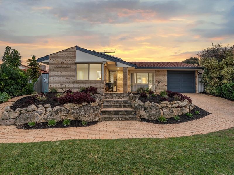 5 BANFIELD GROVE, Clarkson WA 6030