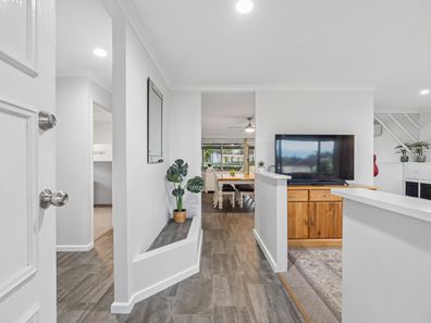 5 BANFIELD GROVE, Clarkson WA 6030