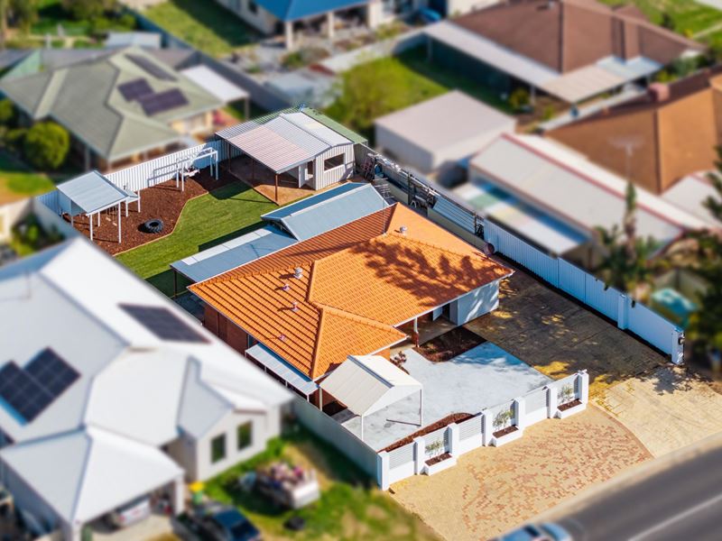 43 Exchequer Avenue, Greenfields
