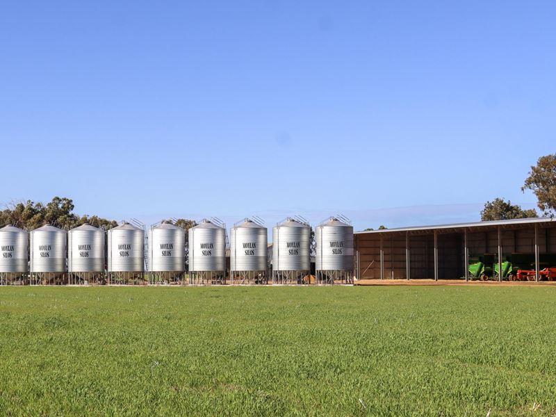 1724 Arthur Road, Moonyoonooka